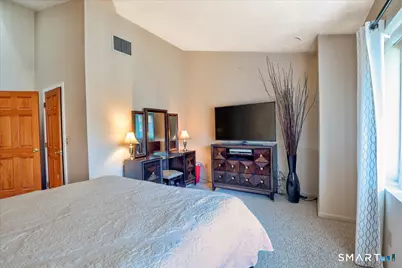 827 Oronoke Road #APT 5-1, Waterbury, CT 06708 - Photo 15