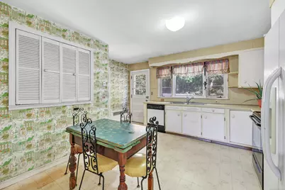 104 Sperry Drive, Guilford, CT 06437 - Photo 7