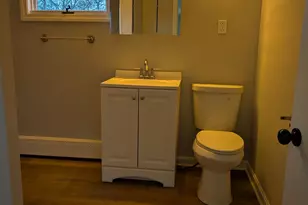 527 Route 163, Montville, CT 06353 - Photo 9