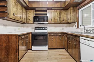 32 Brookdale Rd, Seymour, CT 06483 - Photo 11