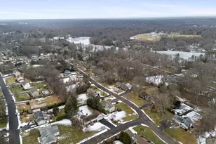 21 Histon Rd, Trumbull, CT 06611 - Photo 3