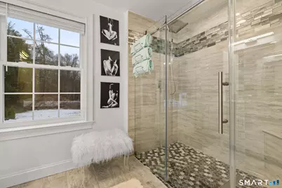 21 Histon Road, Trumbull, CT 06611 - Photo 17