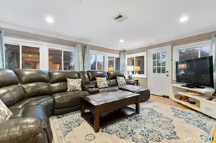 21 Histon Rd, Trumbull, CT 06611 - Photo 13