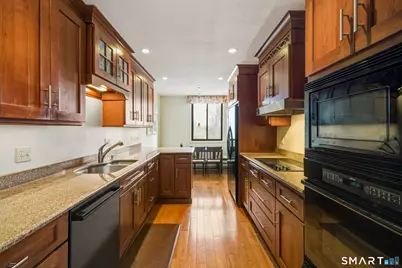 791 Prospect Avenue #17, West Hartford, CT 06105 - Photo 9