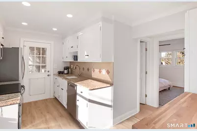 36 Middlebury Street, Stamford, CT 06902 - Photo 15