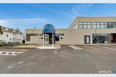 2428 Whitney Avenue, Hamden, CT 06518 - Photo 35