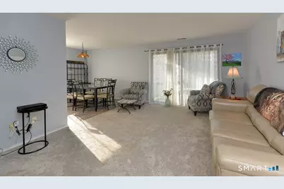 162 Heritage Village #D, Southbury, CT 06488 - Photo 3