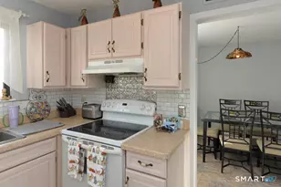 162 Heritage Vlg, Southbury, CT 06488 - Photo 7