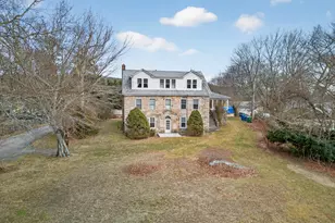 153 Old Norwich Rd, Waterford, CT 06375 - Photo 3