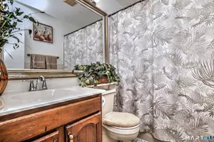 125 Warner Hill Rd, Stratford, CT 06614 - Photo 33