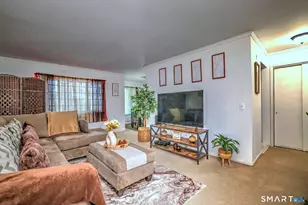 125 Warner Hill Rd, Stratford, CT 06614 - Photo 13