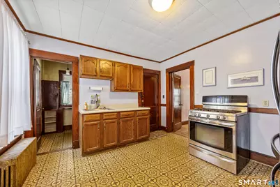 121 Liberty Street, Meriden, CT 06450 - Photo 9