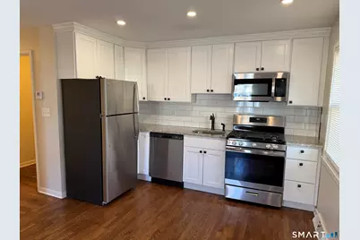 38 Elmhurst Circle, West Hartford, CT 06110 - Photo 3