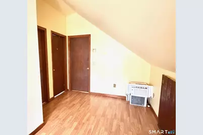 24 Byron Avenue, Ansonia, CT 06401 - Photo 17