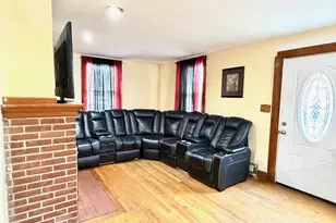 24 Byron Ave, Ansonia, CT 06401 - Photo 5