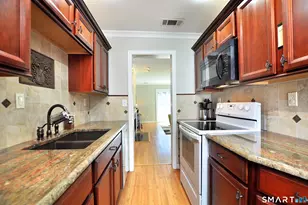 243 New Britain Ave, Farmington, CT 06085 - Photo 9