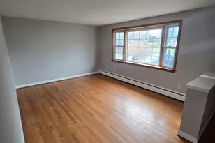 26 Tifton Rd, Wethersfield, CT 06109 - Photo 3