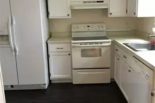 8 Parker St, Danbury, CT 06811 - Photo 3