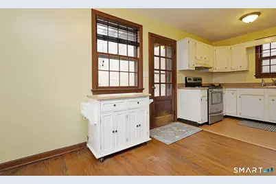 380 Newtown Turnpike, Redding, CT 06896 - Photo 7
