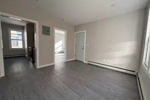 82 Waldorf Ave, Bridgeport, CT 06605 - Photo 3