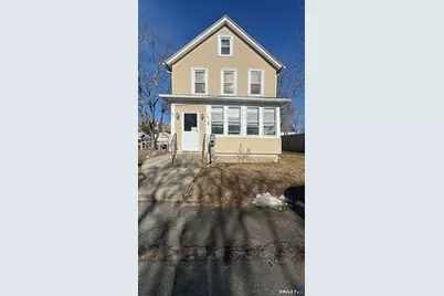 7 Quinebaug Road, Norwich, CT 06360 - Photo 1