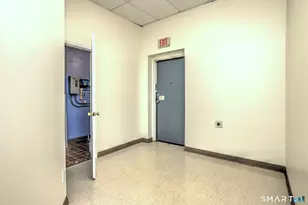 236 Boston Post Rd, Orange, CT 06477 - Photo 37