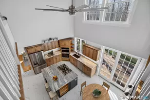 2 Berberis Dr, Old Lyme, CT 06371 - Photo 17