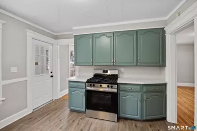 114 Greenleaf Avenue, Waterbury, CT 06705 - Photo 7