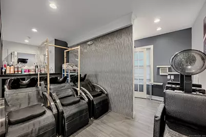 [Address not provided], West Hartford, CT 06119 - Photo 19