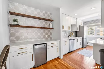 245 Unquowa Road #APT 6, Fairfield, CT 06824 - Photo 11