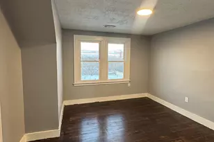 10 Lester St, West Haven, CT 06516 - Photo 5