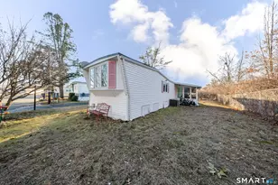93 Shawnee Rd, East Hartford, CT 06118 - Photo 25