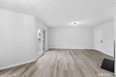 75 Crown Knoll Court #APT 103, Groton, CT 06340 - Photo 7