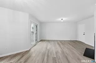 75 Crown Knoll Ct, Groton, CT 06340 - Photo 7