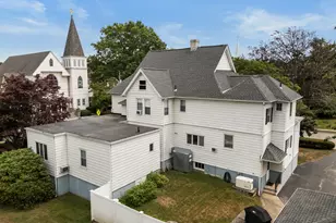 32 East Main St, Stonington, CT 06355 - Photo 9