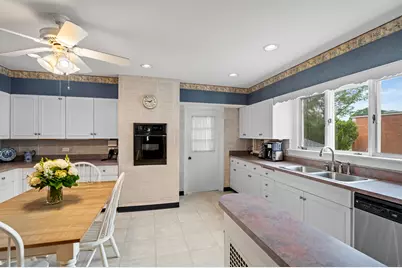 32 East Main Street, Stonington, CT 06355 - Photo 17