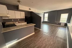 31 Wethersfield Ave, Hartford, CT 06114 - Photo 3