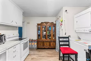 41 Spring St, Middletown, CT 06457 - Photo 13