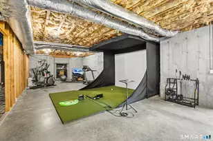 2 Doe Hollow Dr, Trumbull, CT 06611 - Photo 33