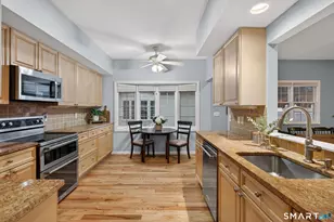 188 Oliver Way, Bloomfield, CT 06002 - Photo 9