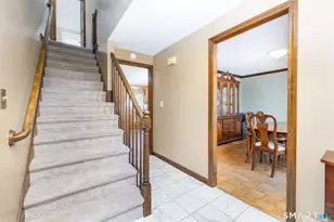 186 Hang Dog Ln, Wethersfield, CT 06109 - Photo 3