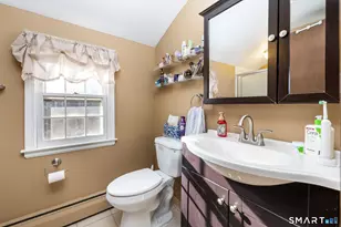 186 Hang Dog Ln, Wethersfield, CT 06109 - Photo 21