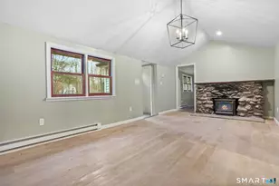 71 Picketts Ridge Rd, Redding, CT 06896 - Photo 7