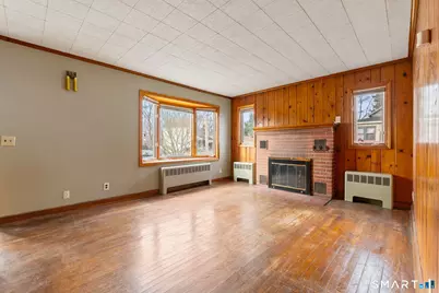 110 Wilkins Avenue, Bridgeport, CT 06606 - Photo 11