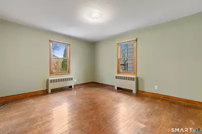 110 Wilkins Avenue, Bridgeport, CT 06606 - Photo 13