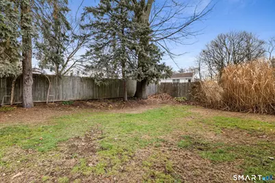 110 Wilkins Avenue, Bridgeport, CT 06606 - Photo 21