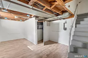 36 Baltic St, Hartford, CT 06112 - Photo 21