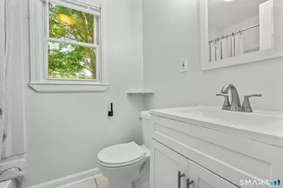 36 Baltic Street, Hartford, CT 06112 - Photo 13