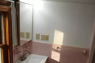 16 Church St, East Haven, CT 06512 - Photo 13