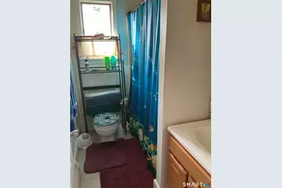 22 Suffield Street, Windsor Locks, CT 06096 - Photo 21